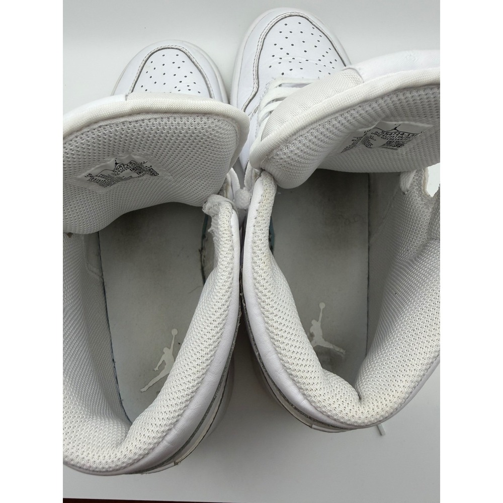 Nike Air Jordan 1 Mid Triple White Leather Sneakers 554724-130 Mens Size 8 - Picture 4 of 12